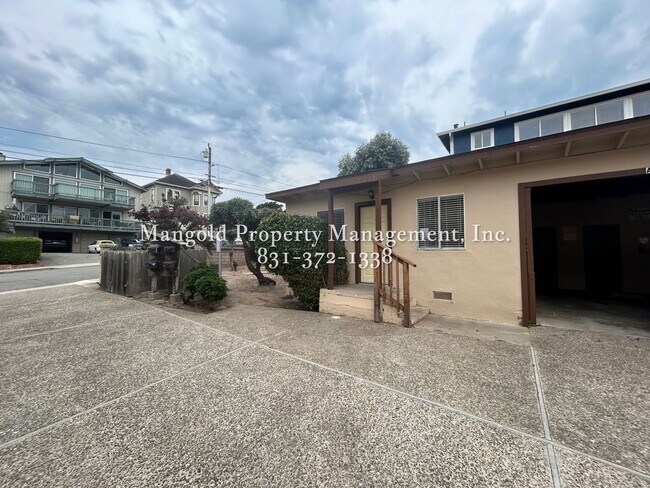 Foto del edificio - 842 Laine St