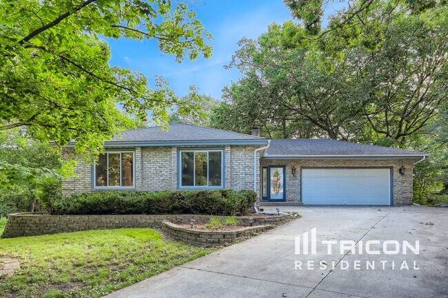 Foto del edificio - 1235 Wilderness Park Cir