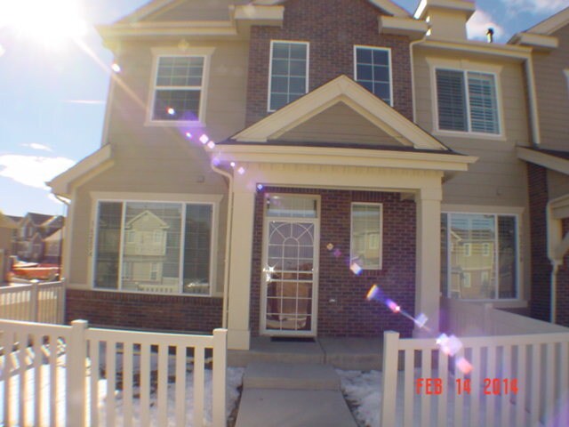 Foto del edificio - WOW!!! 3 bedroom Boyd Pond Townhome in Arvada