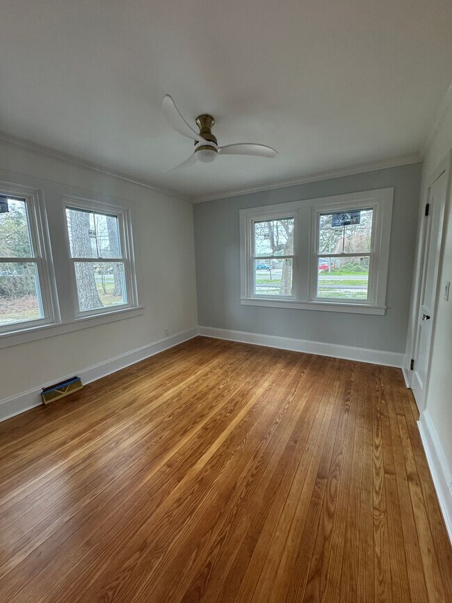 Foto del edificio - Spectacular Renovation!