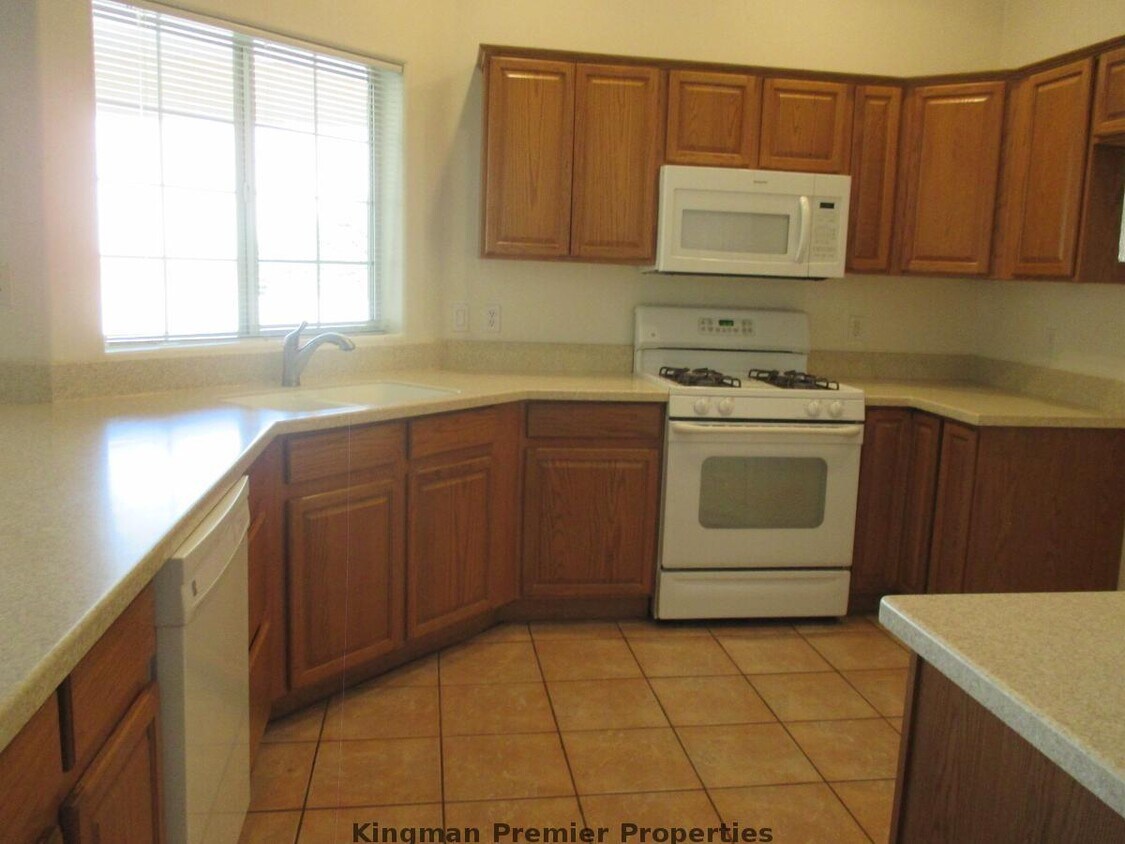 Foto del edificio - 2132 Ridgeview Rd
