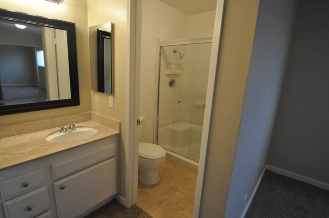 Foto del edificio - 513 Hummingbird Way