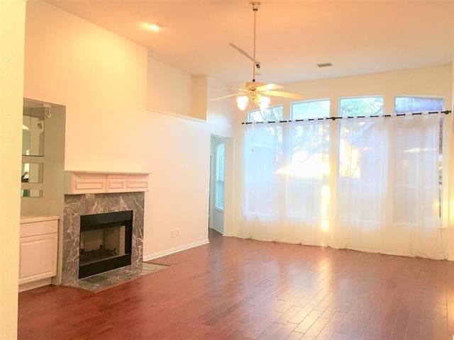 Building Photo - 17712 River Chase Dr