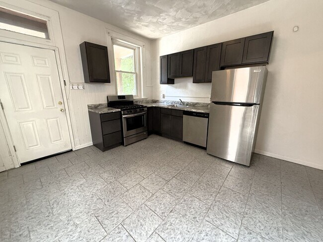 Foto del edificio - 5828 Alder St