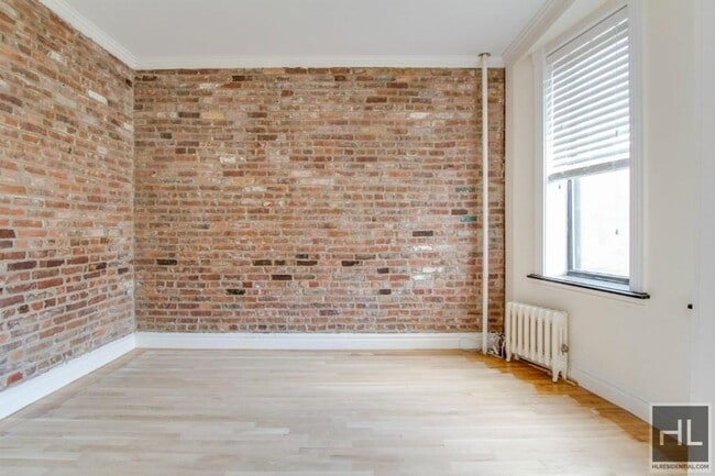 Building Photo - East 18th Street