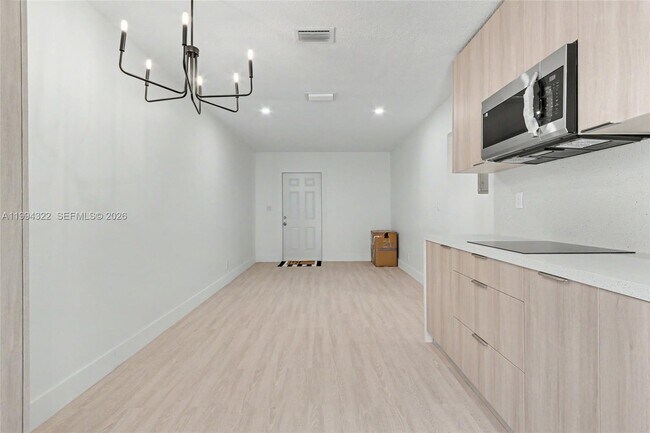 Foto del edificio - 55 SW 13th St