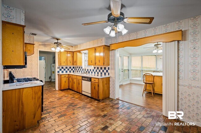 Foto del edificio - 7300 Cypress Ave