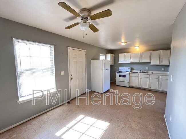 Foto del edificio - 813 E Huntsville Ave