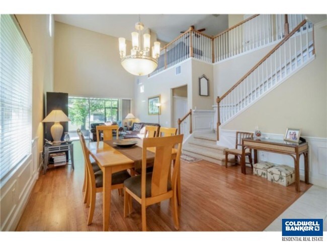 Building Photo - Townhome in Guard Gated Community