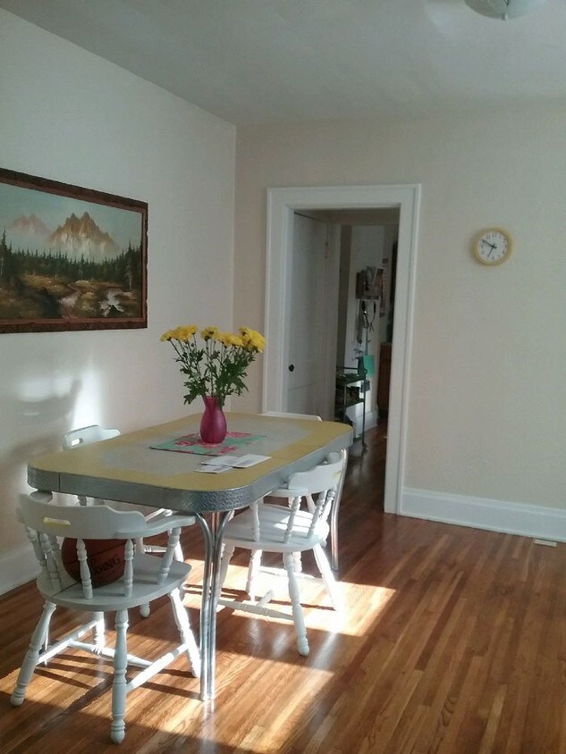 Foto principal - 234 e longview