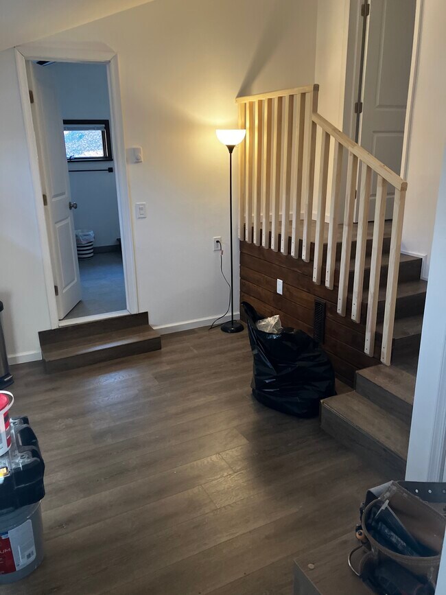 Foto del edificio - 265 Rown Rd