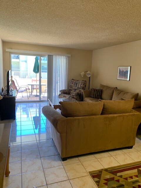 Foto del edificio - 7430 E Chaparral Rd