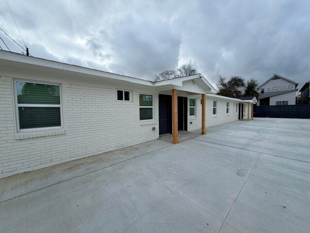 Foto del edificio - 206 E 33rd St