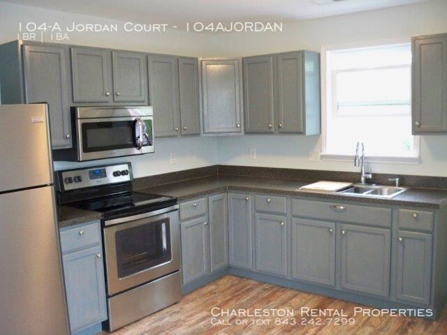 Building Photo - 104 Jordan Ct