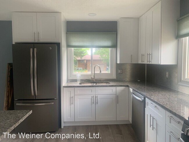 Building Photo - 3 br, 1 bath House - 810 W. Kirby #Up