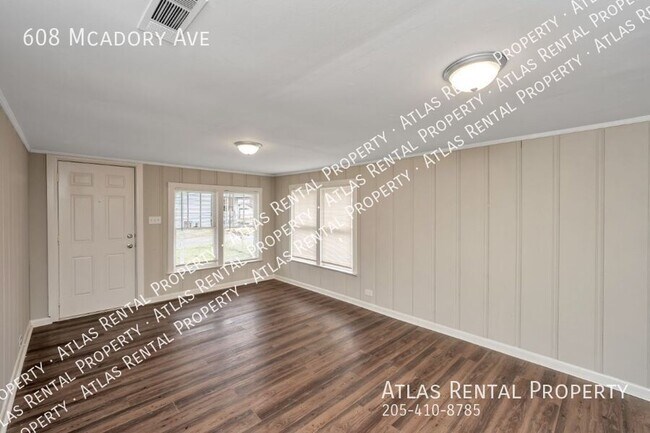 Building Photo - 608 McAdory Alley