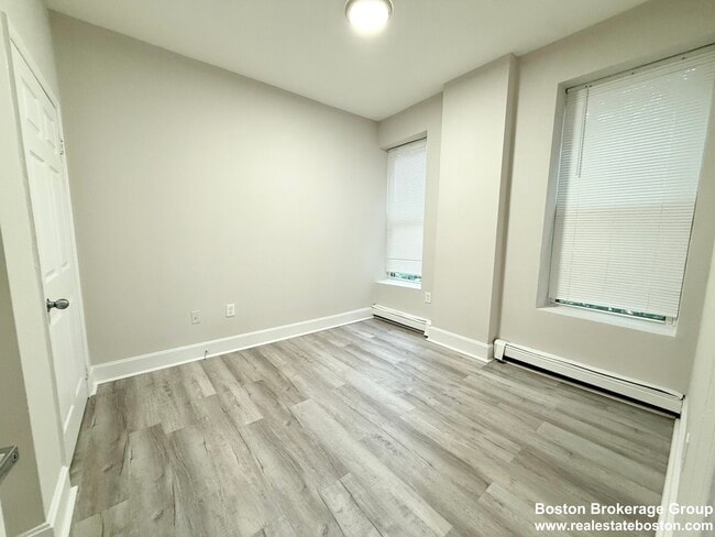Photo - 15 Ruggles St. Unit 4 Apartment