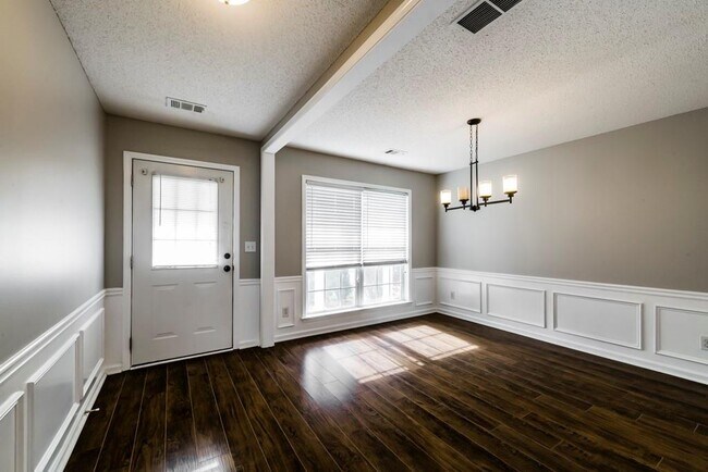 Foto del edificio - 4605 Whitfaire Ct