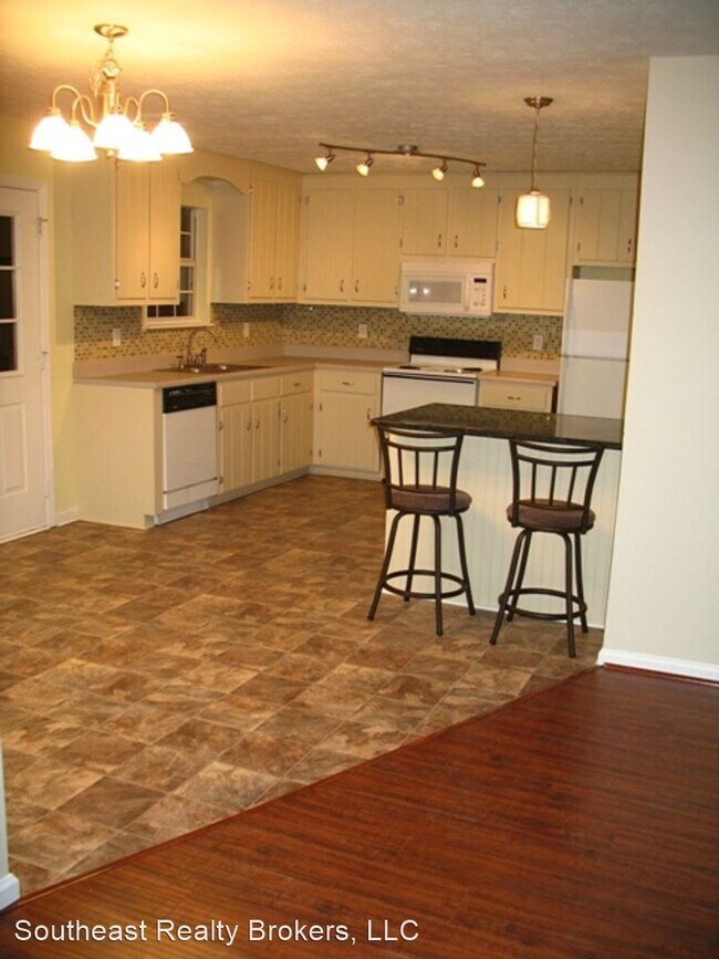 Building Photo - 3 br, 3 bath House - 190 Big Oak Circle