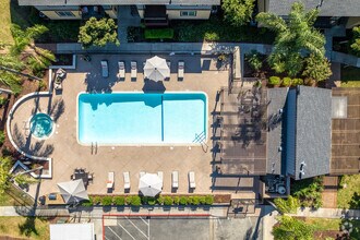 Aerial - Raintree Apartments