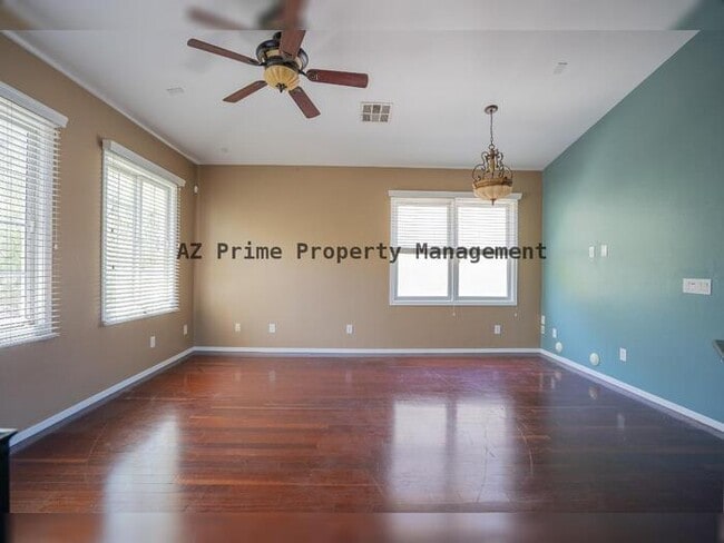 Building Photo - 5616 S 21st Pl