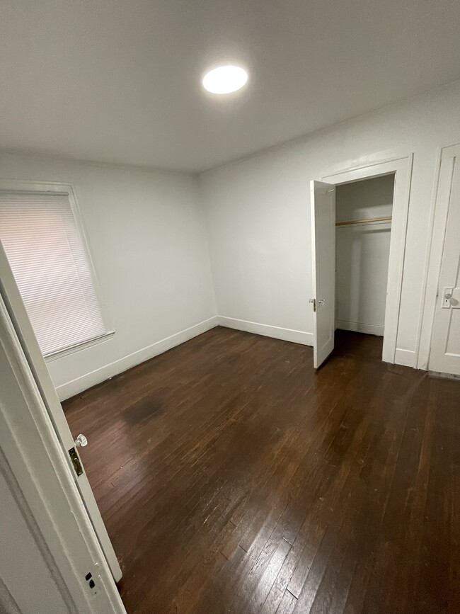 Foto del edificio - 1163 Virginia Park St