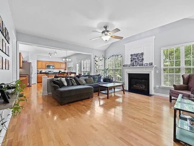 Building Photo - 9738 Northfork Dr