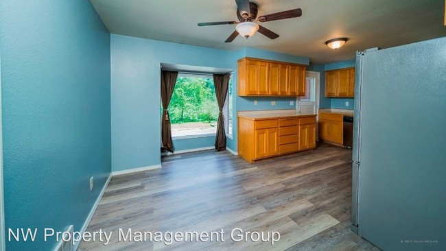 Building Photo - 3 br, 2 bath House - 14009 Club Way