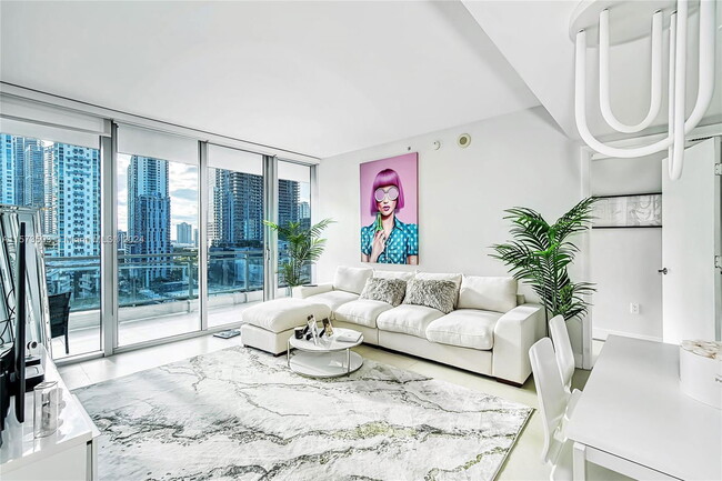 Photo - 92 SW 3rd St Apartment