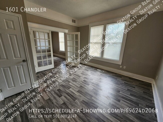 Building Photo - 1601 Chandler-