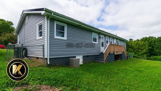 Building Photo - R-  105/107 Morgan St.