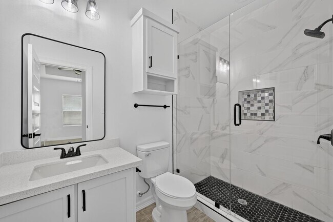 Foto del edificio - 2608 Bald Cypress Dr