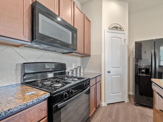 Building Photo - 7630 Merrylands Dr