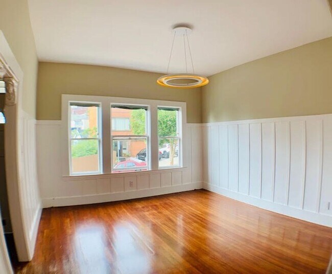 Foto del edificio - Pet Friendly, Great Neighborhood...It's HO...