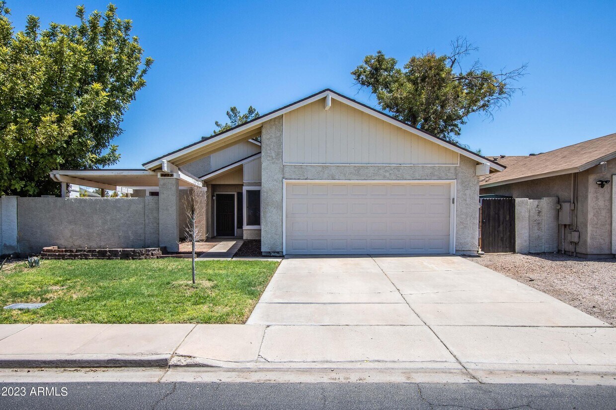 1859 S Cholla, Mesa, AZ 85202 House for Rent in Mesa, AZ