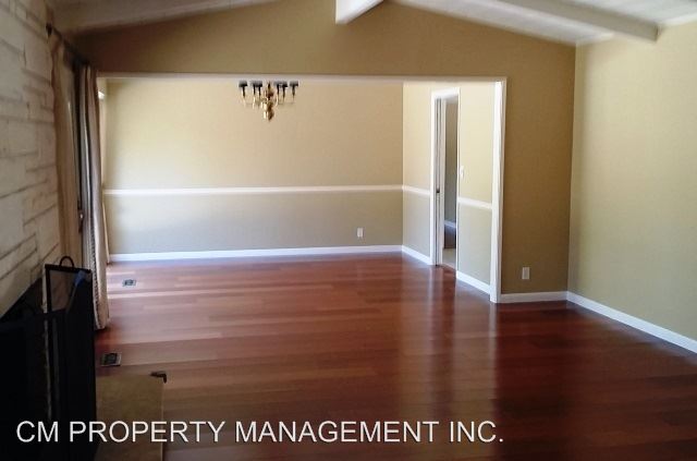 Building Photo - 18173 Via Encantada
