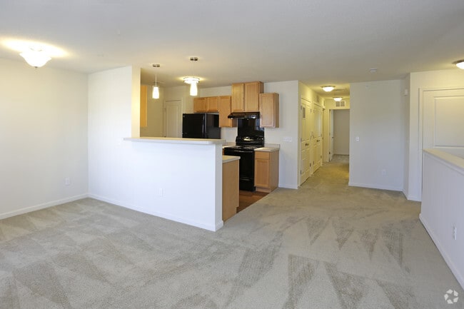 2BR, 2BA - 876 SF - RIVER GLEN I