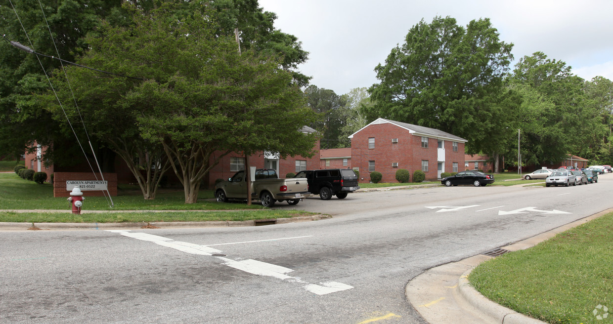 Primary Photo - Carolyn Apartments