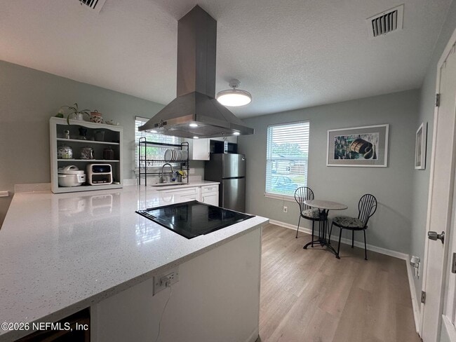 Foto del edificio - 2791 Hidden Village Dr