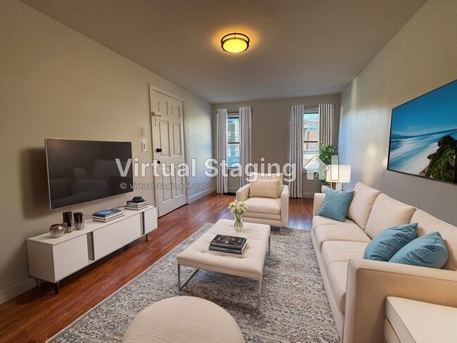 Building Photo - 205 D St