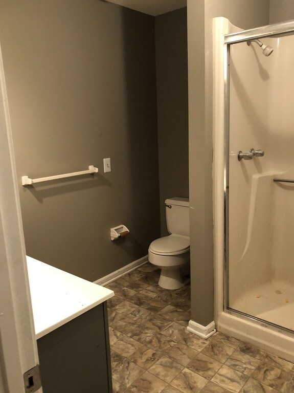 Amazing Overland Park Duplex!!Showing NOW! Townhouse for Rent in Overland Park, KS