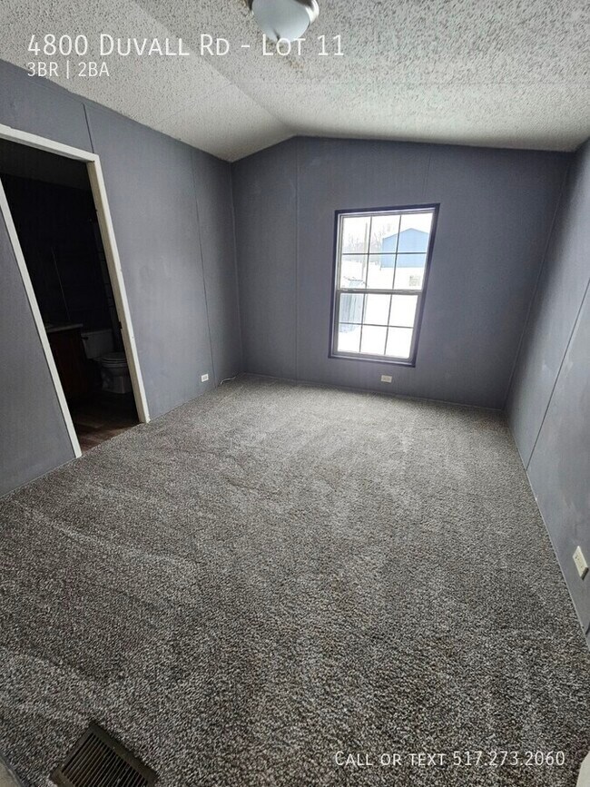 Foto del edificio - 4800 Duvall Rd