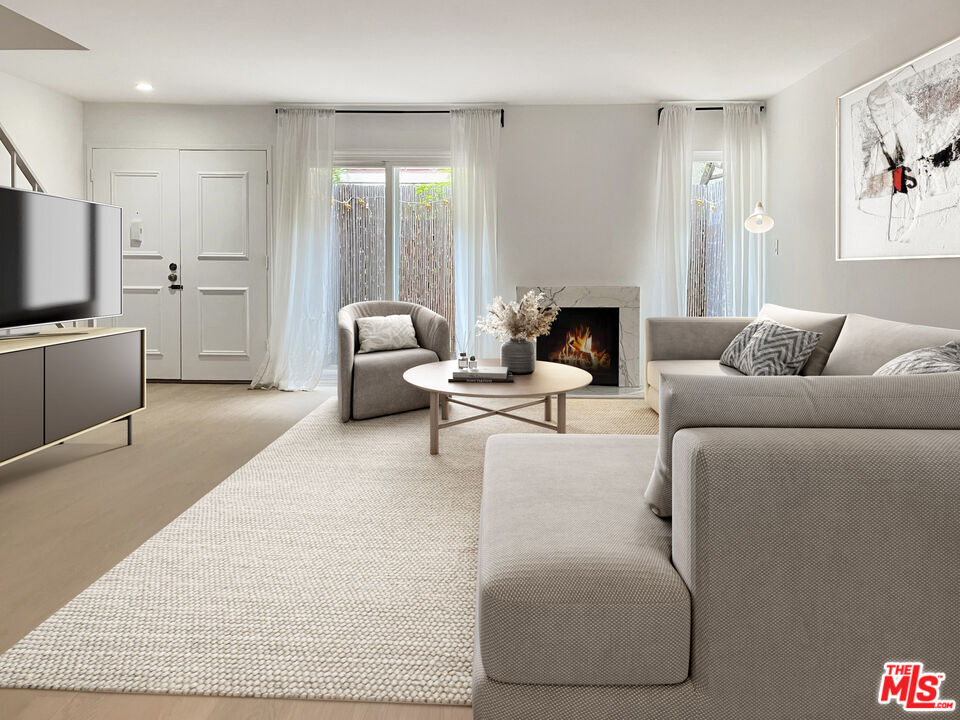 Foto principal - 5115 Kester Ave