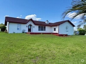 Building Photo - 8770 SW 196th Terrace Rd