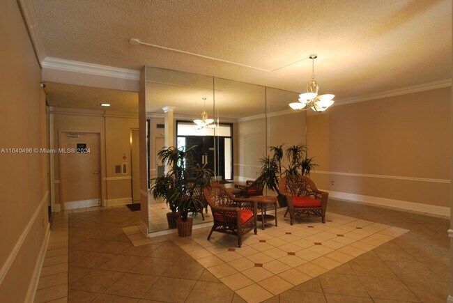 Building Photo - 470 Executive Center Dr