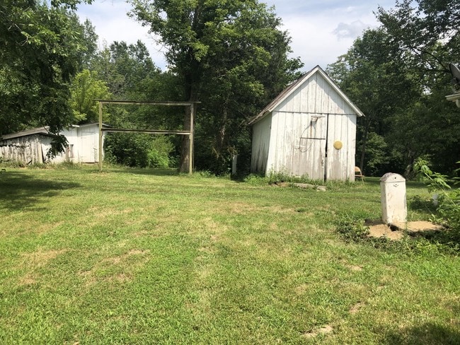 Building Photo - 4950 Co Rd 343