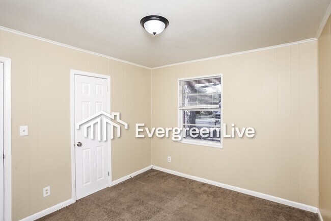 Foto del edificio - 431 Hudson Ave