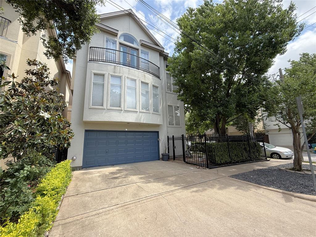 Foto principal - 2422 Ralph St