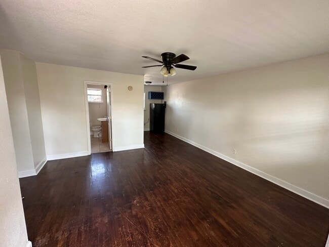 Building Photo - Case De Marco Apartments