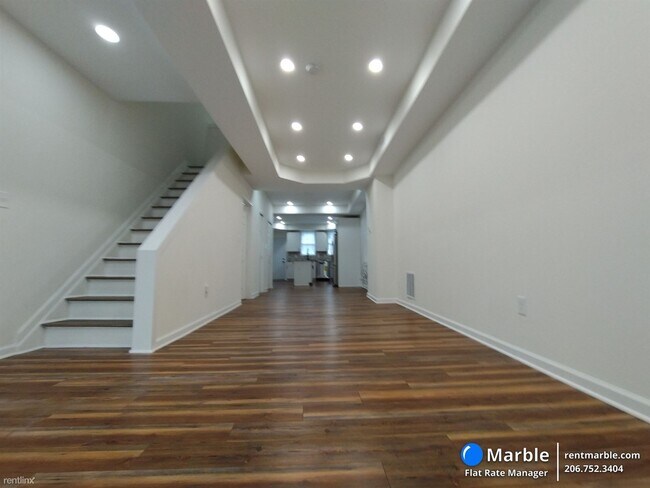 Foto del edificio - 3 br, 2.5 bath Townhome - 3725 Reisterstow...